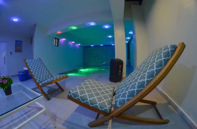 Reyes Luxury Apartment Tenares pool